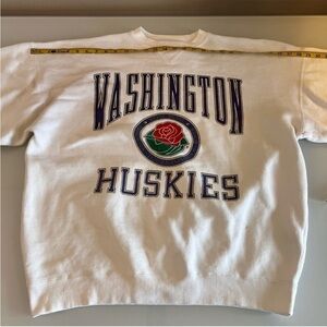 Washington Huskies White Sweatshirt